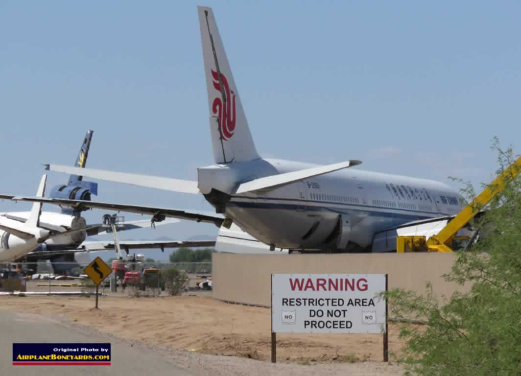 Airplane boneyards, DavisMonthan AFB AMARG military aircraft boneyard