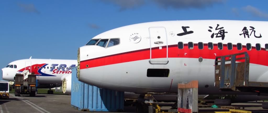 Airliner disassembly and parts reclamation at the Cotswold Airport 